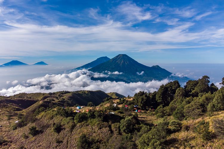 Jawa Tengah > 5 Tempat Wisata Gunung Terbaik Untuk Liburan